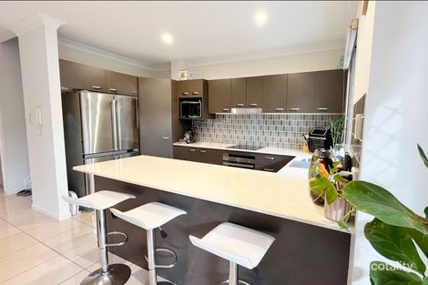 Property photo of 3/15 Seaview Lane Shorncliffe QLD 4017