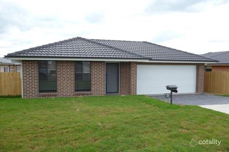 Property photo of 20 Adams Circuit Elderslie NSW 2570