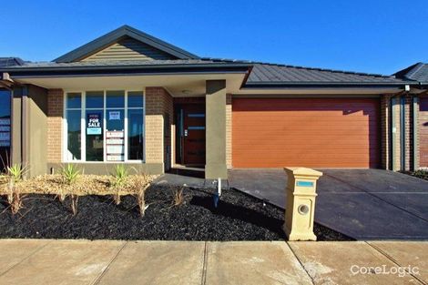 Property photo of 33 Holly Green Circuit Truganina VIC 3029