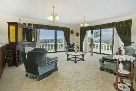 Property photo of 8 Matthews Drive Mount Warrigal NSW 2528