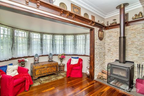 Property photo of 11 Robertson Road Eastern Heights QLD 4305