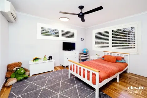 Property photo of 23 Tyson Crescent Tannum Sands QLD 4680