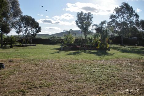 13 Cameron St, Lochiel, SA 5510