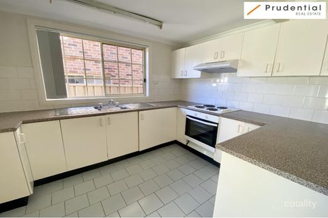 Property photo of 13/5 Wickfield Circuit Ambarvale NSW 2560