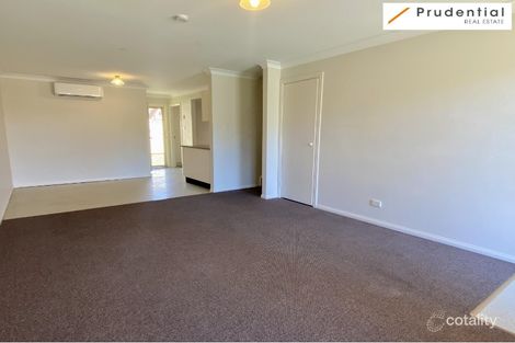 Property photo of 13/5 Wickfield Circuit Ambarvale NSW 2560