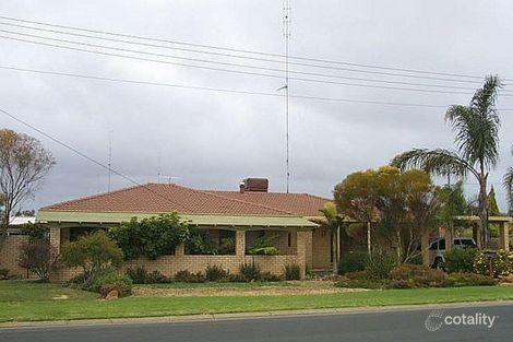 17 Dwyer St, East Bunbury, WA 6230