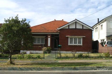 10 Robertson St, Campsie, NSW 2194