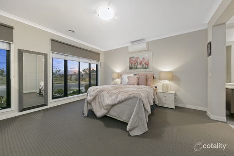 Property photo of 18 Rimple Way Beaconsfield VIC 3807