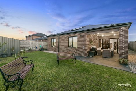 Property photo of 18 Rimple Way Beaconsfield VIC 3807