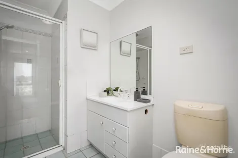 Property photo of 70 Zammit Avenue Quakers Hill NSW 2763