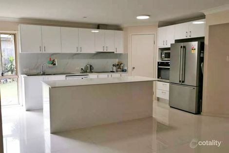 Property photo of 28 Palma Rosa Drive Wulkuraka QLD 4305