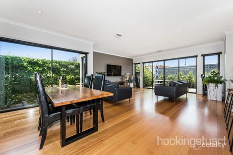 2/17 Marigold Ave, Altona North, VIC 3025