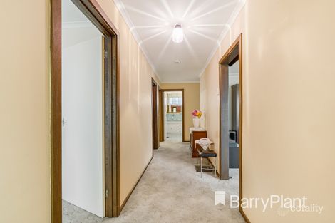 Property photo of 10 Gillespie Road St Albans VIC 3021