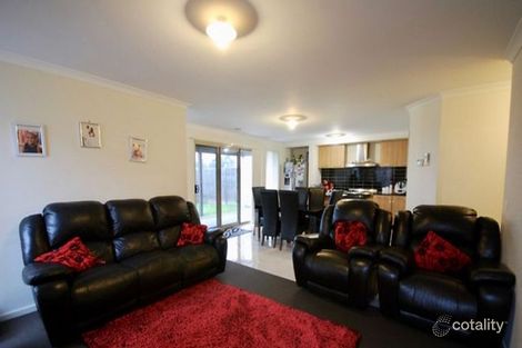 Property photo of 19 Blackledge Drive Cranbourne East VIC 3977