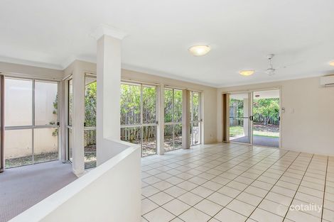 Property photo of 32 Gardendale Crescent Burleigh Waters QLD 4220