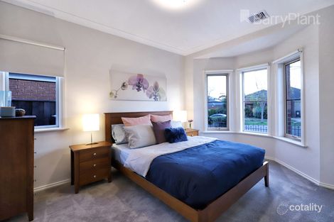 Property photo of 22 Marchmont Rise Craigieburn VIC 3064