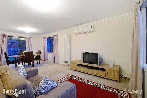 Property photo of 7 Kathryn Close Pakenham VIC 3810