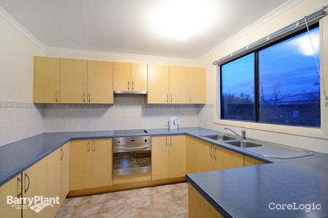 Property photo of 7 Kathryn Close Pakenham VIC 3810