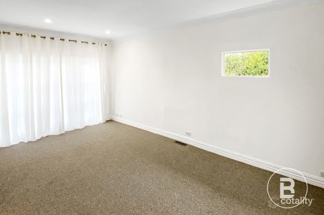 Property photo of 4 Bowden Street Wendouree VIC 3355