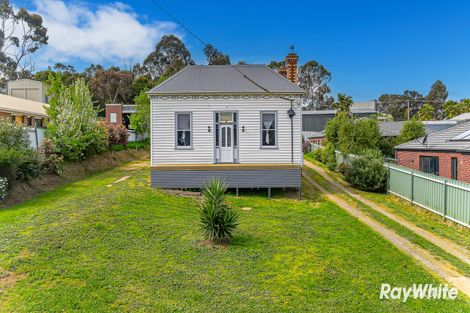 Property photo of 14 Pine Street Eaglehawk VIC 3556