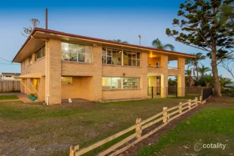 Property photo of 11 Bayview Terrace Clontarf QLD 4019