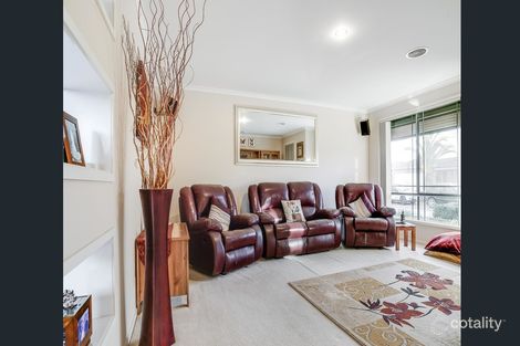 Property photo of 41 Fydler Avenue Burnside VIC 3023