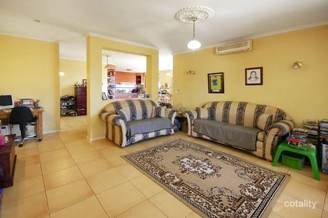 Property photo of 17 Ruben Drive Sydenham VIC 3037
