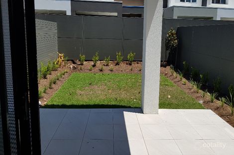 Property photo of 99 Evergreen View Robina QLD 4226