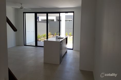 Property photo of 99 Evergreen View Robina QLD 4226