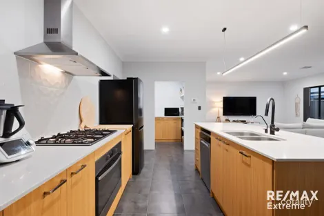 Property photo of 67 Balivanich Loop Seville Grove WA 6112