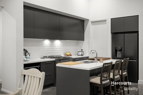 Property photo of 7 Kirkstall Close Garfield VIC 3814