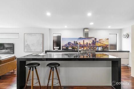 Property photo of 218 Boundary Road Bardon QLD 4065