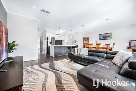 Property photo of 35 Highmount Drive Hampton Park VIC 3976