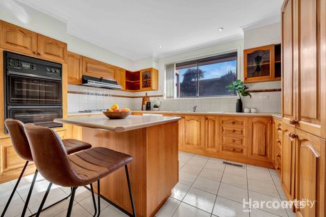 Property photo of 47 Joseph Banks Crescent Endeavour Hills VIC 3802