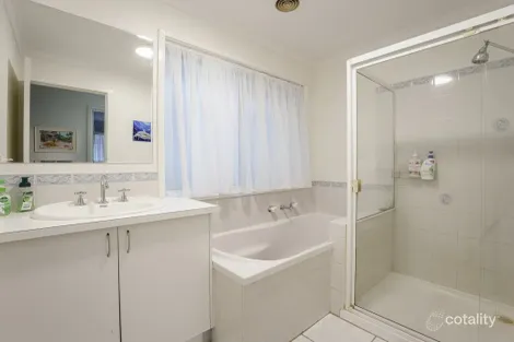 Property photo of 20 Eucalypt Drive Lilydale VIC 3140