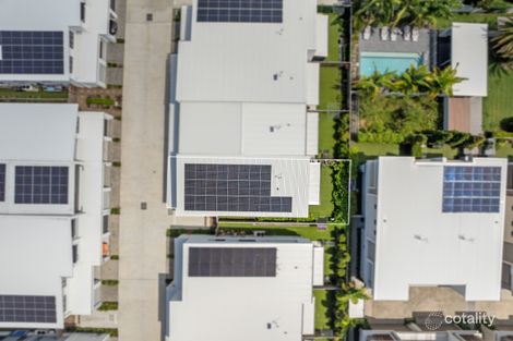 Property photo of 26/35 Sickle Avenue Hope Island QLD 4212