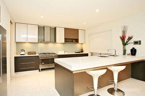 Property photo of 3 Pawleena Circuit Cairnlea VIC 3023