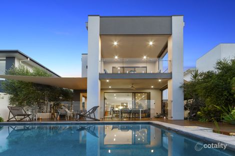 20 Waters Cl, Hope Island, QLD 4212