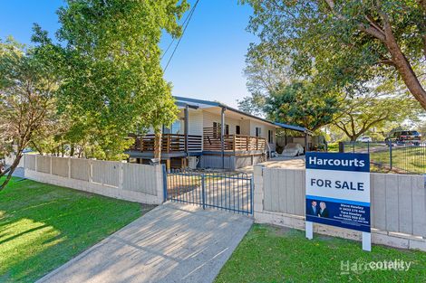 Property photo of 242 Macdonnell Road Clontarf QLD 4019