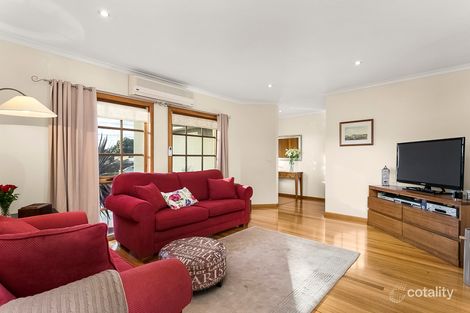 Property photo of 16 Aminya Crescent Yallambie VIC 3085