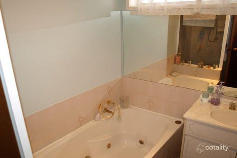 Property photo of 37 Fairfax Avenue Warrnambool VIC 3280