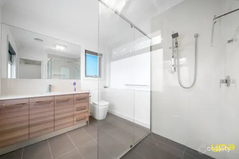 Property photo of 3/4 Mundaring Drive Cranbourne VIC 3977