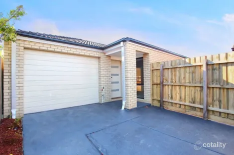 Property photo of 15B Egret Court Werribee VIC 3030