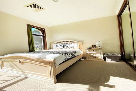 Property photo of 3 Correa Place Macquarie Fields NSW 2564