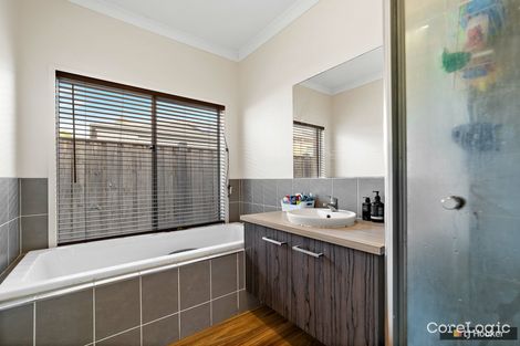 Property photo of 13 Plume Place Point Cook VIC 3030