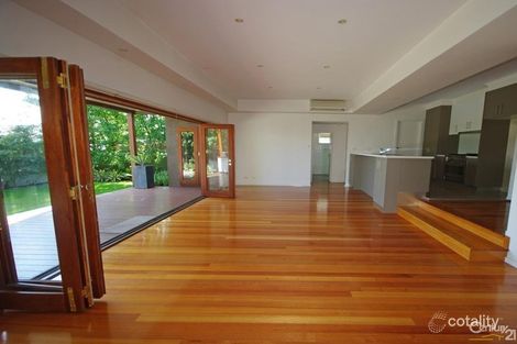 Property photo of 41 Strathmore Street Bentleigh VIC 3204