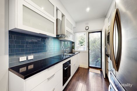 Property photo of 2/674 Toorak Road Toorak VIC 3142