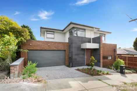 5 COMO ST, DONCASTER, VIC 3108