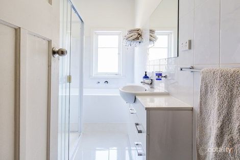 Property photo of 67 Warrigal Road Mentone VIC 3194