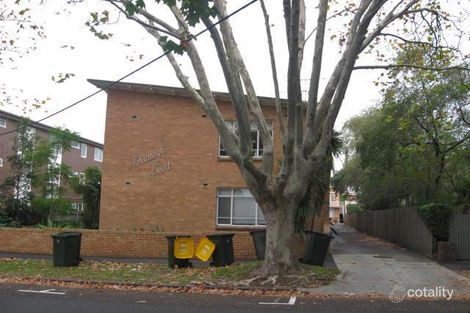 9 Dickens St, Elwood, VIC 3184